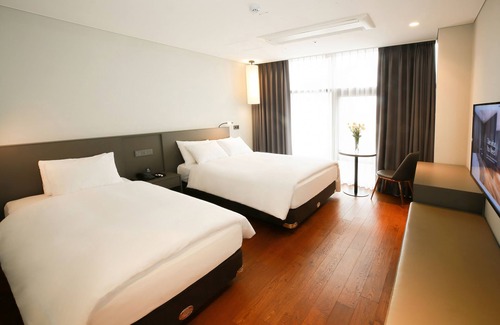 Iksan Hotel | WesternLife Hotel