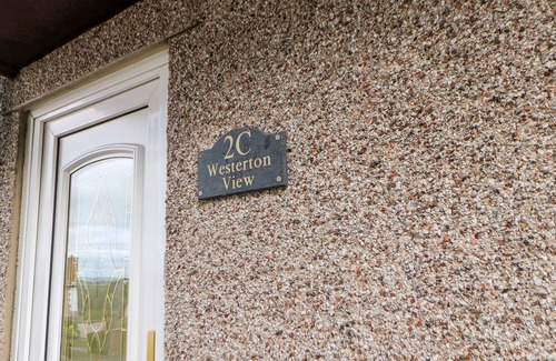 Coundon House | WESTERTON VIEW, pet friendly, with a garden in Coundon