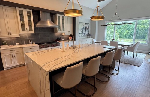 Carmel House | Westfield 6BR Estate -Sauna, Saltwater Pool, Hot Tub, Gym Near Chatham Hills GC