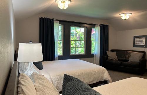 Westfir Bed & Breakfast | Westfir Lodge & Mountain Market