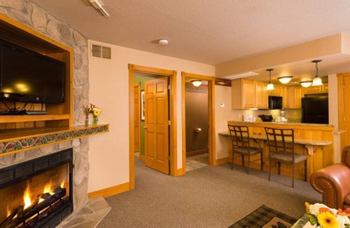 Gatlinburg Resort | Westgate Smoky Mountains Resort June 28- July 5, 2025nJuly 4th in the Smokies