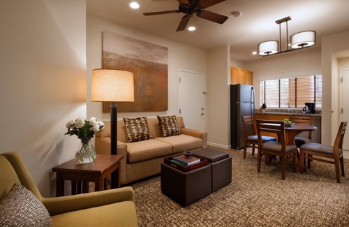 Rancho Mirage Villa | Westin Mission Hills 1BR Sleeps 4 - Perfect for Coachella!