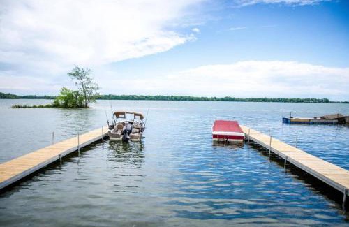 Bloomfield House | Westlake Cottages - Highway House