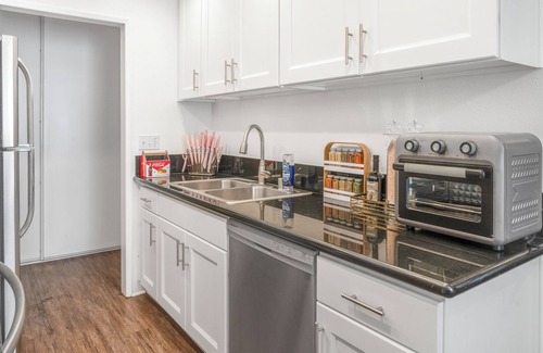 Westlake Village Apartment | Westlake Village Glam Escape. Balcony + Pool/Jacuzzi Views