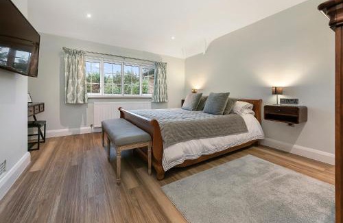 Ashtead House | Westleigh