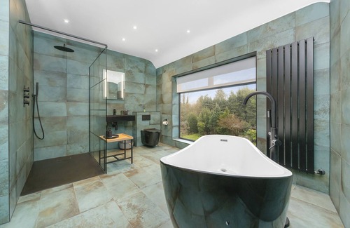 Ashtead House | Westleigh