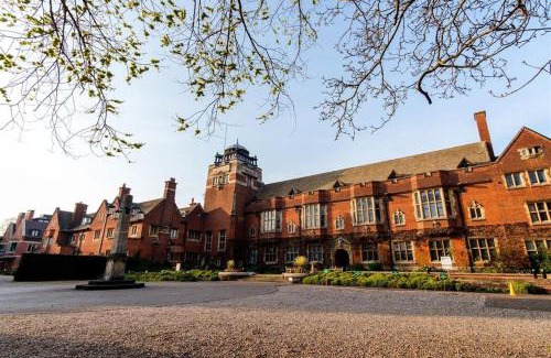 Cambridge Hotel | Westminster College Cottages, Cambridge