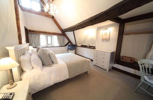 Amerton Hotel | Weston Hall