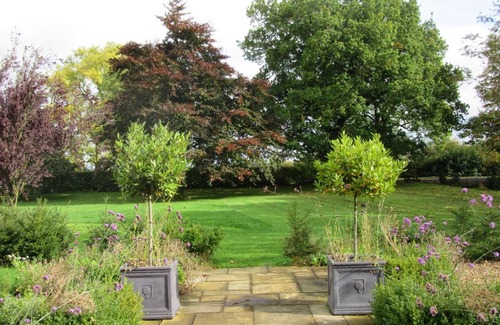 Moreton Pinkney Bed & Breakfast | Weston Hill Farm