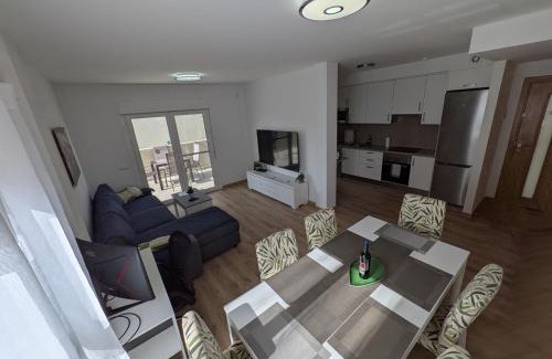 Las Rosas Apartment | Westood Retreat Residences