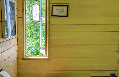 Salt Spring Island Cottage | Westover Bed and Breakfasts