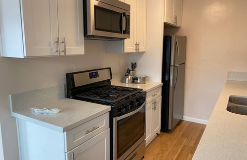 Culver - West Apartment | Westside turnkey 2 bd apt #2