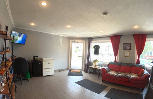 Vegreville Hotel | Westview Motel