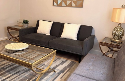 West New Haven Apartment | Westville Gem - Stylish 1BR Retreat -Private 3rd Floor Stay