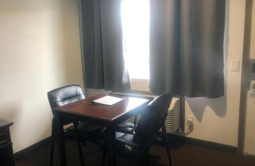 Crescent City Hotel | Westward Inn