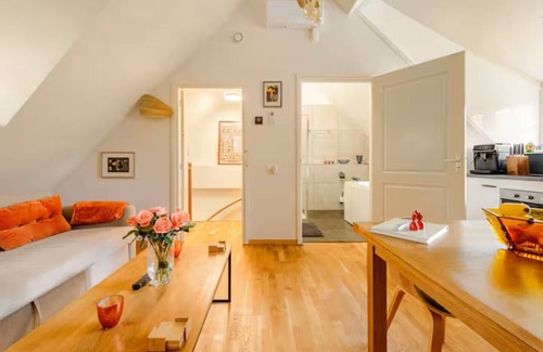 Oss Apartment | Westwing Villa- 1/8 Persons - 103 m2 -2 Double Jacuzzis-private Sauna & Terrace
