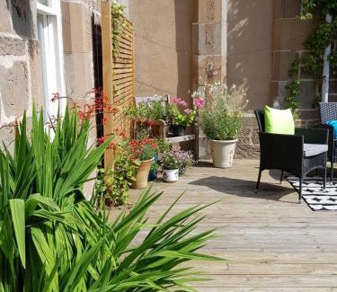 Glenisla House | Westwood Cottage
