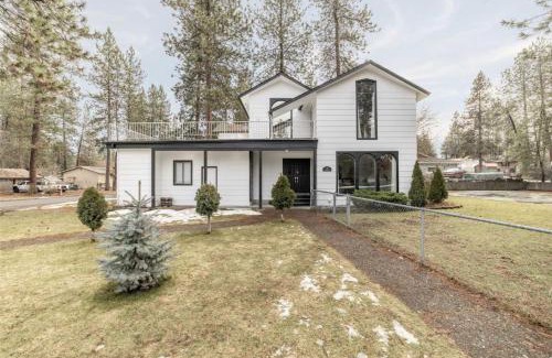 Post Falls House | Westwood Estate - Family Retreat