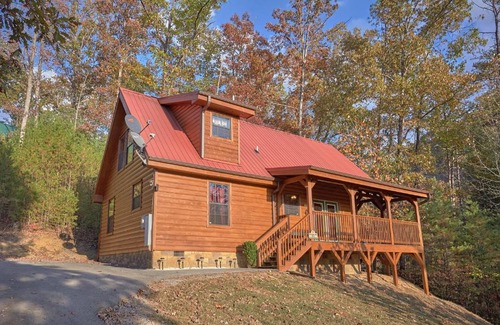 Caton House | Wet Bear Paws #146 - Two Bedroom Cabin