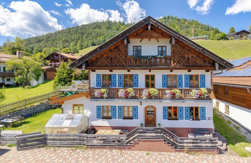 Wallgau Ski Chalet | Wetterstein, 2 balconies, Grander water
