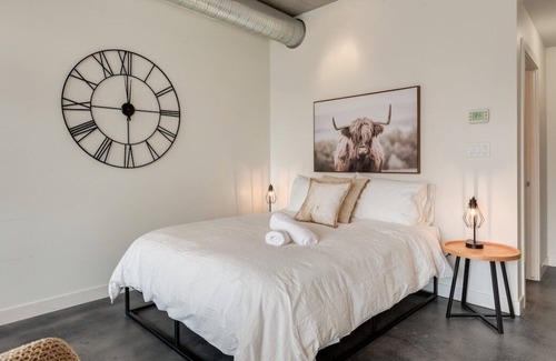 Bridgeland Apartment | Wevet One Bed Condo In East Village