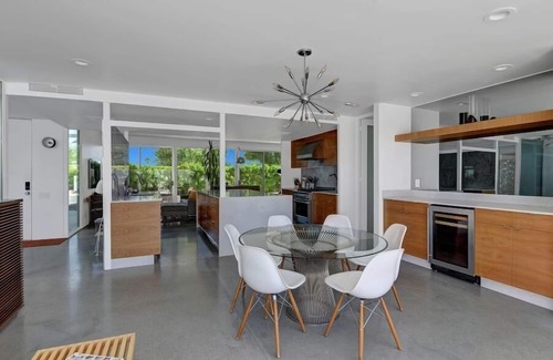 Racquet Club Estates House | Wexler Steel House
