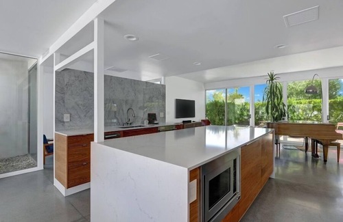 Racquet Club Estates House | Wexler Steel House