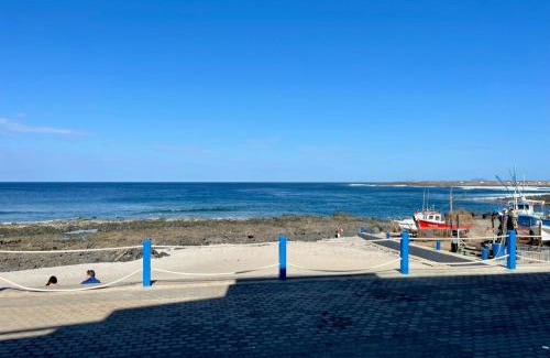 La Santa Apartment | Weybeach1 -shared terrace,ocean view,sea frontline