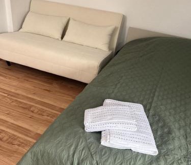 Wehen Apartment | WG-Zimmer-Erstbezug nach Sanierung -Vollmöbliert
