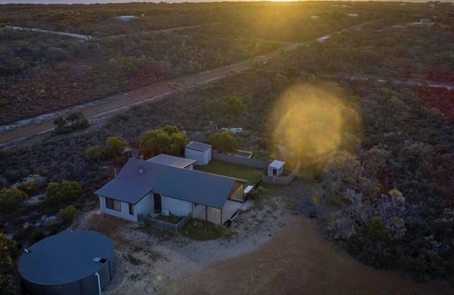 Hopetoun House | Whale Bay Bush Retreat