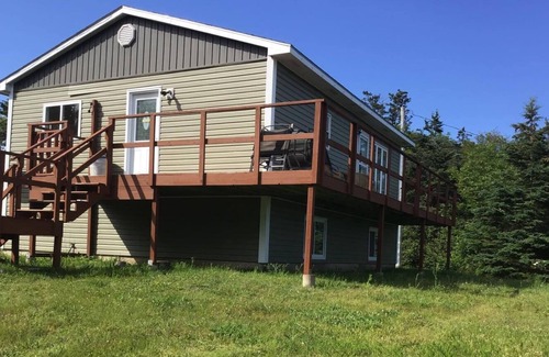 Tiddville Cottage | Whale Cove Cottage
