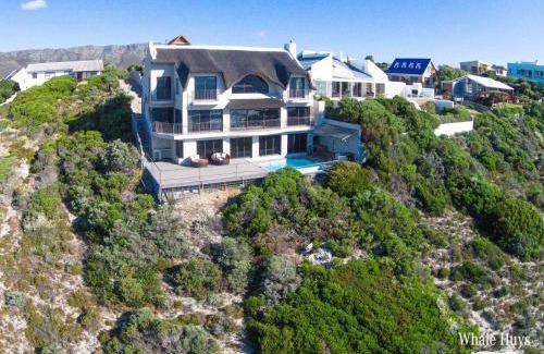 De Kelders Villa | Whale Huys Luxury Oceanfront Eco Villa