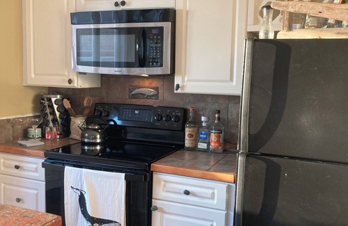 Lubec Cottage | Whale Ledge Cottage - In the heart of Lubec with AMAZING Waterviews!