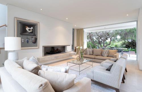 Naturaliste House | Whale Song I Private Properties