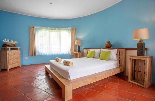 Sumbawa Barat Resort | Whales and Waves