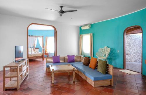Sumbawa Barat Resort | Whales and Waves