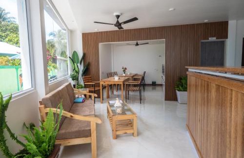 Dhidhdhoo House | Whales Lodge