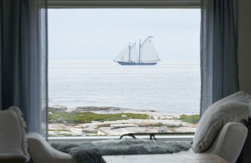 Peggy's Cove House | Whalesback Cottage, on the ocean with access to Peggys Cove Preservation Area