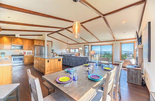 Dillon Beach House | WhaleWatch: Epic Views! FUN & Perfect Coastal Retreat/WiFi/HotTub/GmRm/Pup