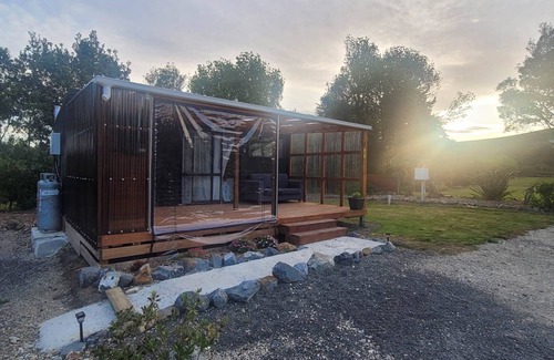 Porangahau Apartment | Whare Aio Peaceful, tranquil setting nestled in Porangahau village.