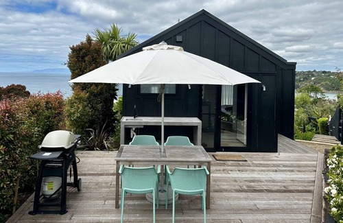 Oneroa House | Whare iti | You've Got It Maid