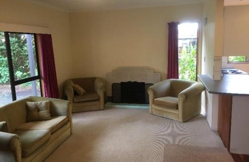 Otaki Apartment | Wharerauora