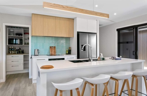 Wharewaka House | Wharewaka Escape | Modern 3BR Family Home Near Lake & Shops