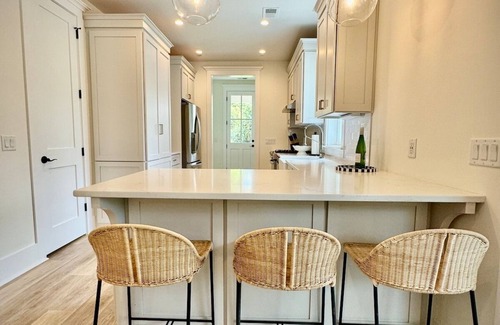 Olde Town House | Wharf Street Coastal Escape - 3BR Old Town Luxury