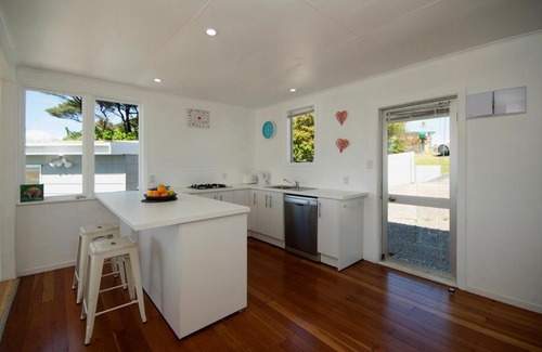 Karkari Peninsula House | What a View View - Whatuwhiwhi Holiday Home