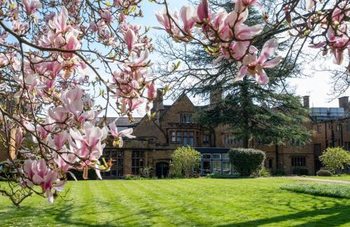 Banbury Hotel | Whately Hall Hotel