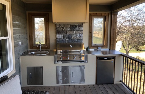 Buchanan Other | WHEATLAND INN, Farmhouse for adventure/relaxationnSleeps 10. 3 bedrooms, 3 baths