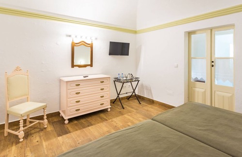 Sousel Bed & Breakfast | Wheel Inn, Winter Room