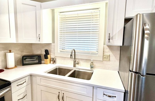 Bryson City Cabin | Wheelchair Access-Breathtaking Views of Mountains & Lake-New Reno-Fragrance Free