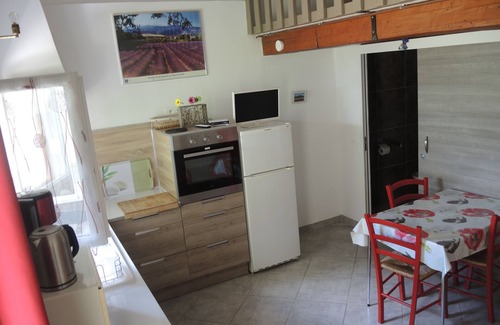 Monieux Cottage | Wheelchair access to Mont Ventoux, between Sault and Monieux.